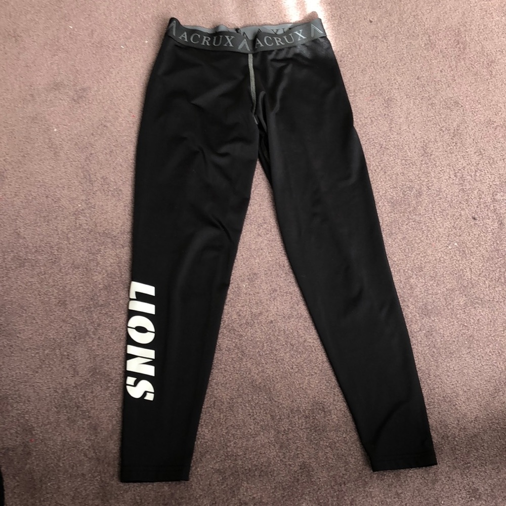Black running tights/leggings w Lions, small